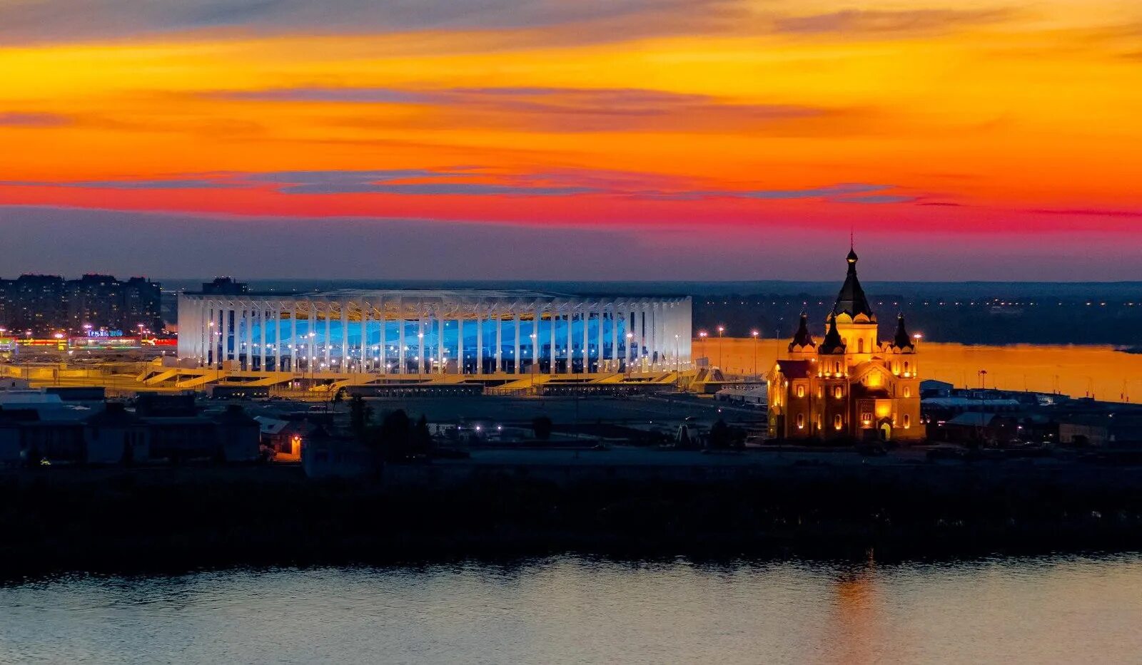 Нижний новгород на три дня. Нижний Новгород. Нижний Новгород облик города. Панорама Нижний Новгород стрелка.