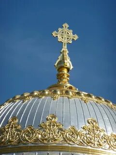 Фото креста на церкви