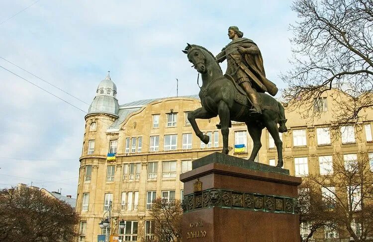 Львов. Памятники самостийной Украины - Иллюстрированный журнал Владимира Дергачё