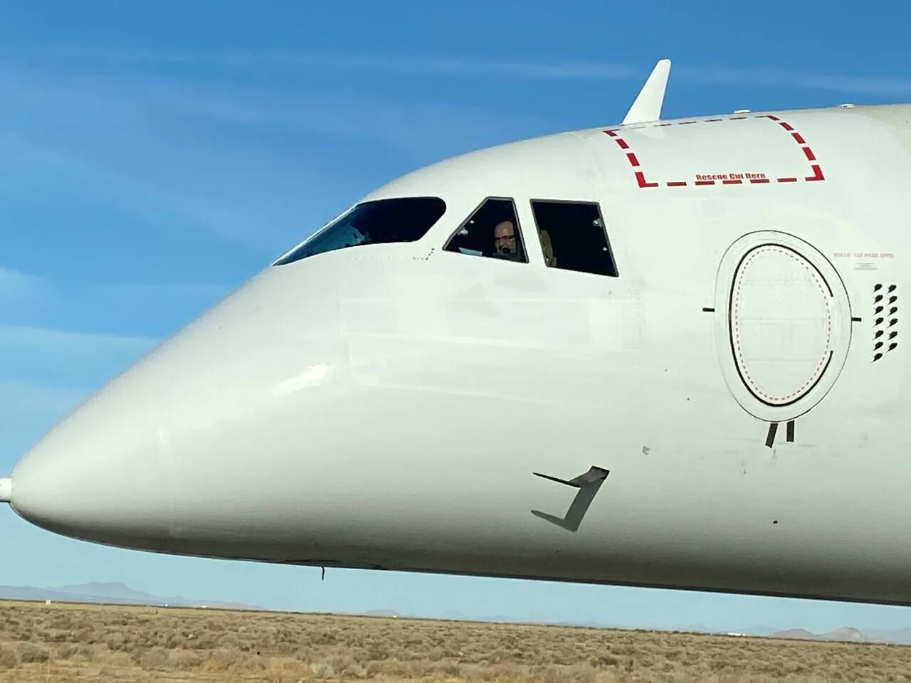 Самолет чкалова ант 25. Берт рутан самолеты. Экспериментальные самолеты окб антонова. Экспериментальное воздушное судно. Самолёт bristol 188.