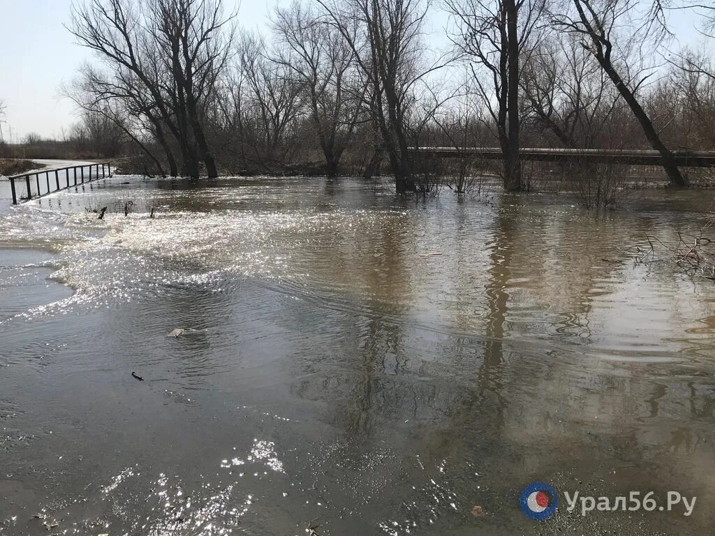 Мост через речку. Ситуация орск паводок. Ситуация орск паводок. Ситуация орск паводок. Ситуация орск паводок.