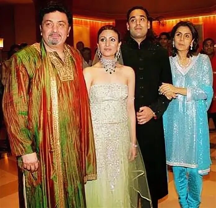 Актер риши капур биография семья фото Randhir and Rishi Kapoor Randhir kapoor, Rishi kapoor, Bollywood celebrities