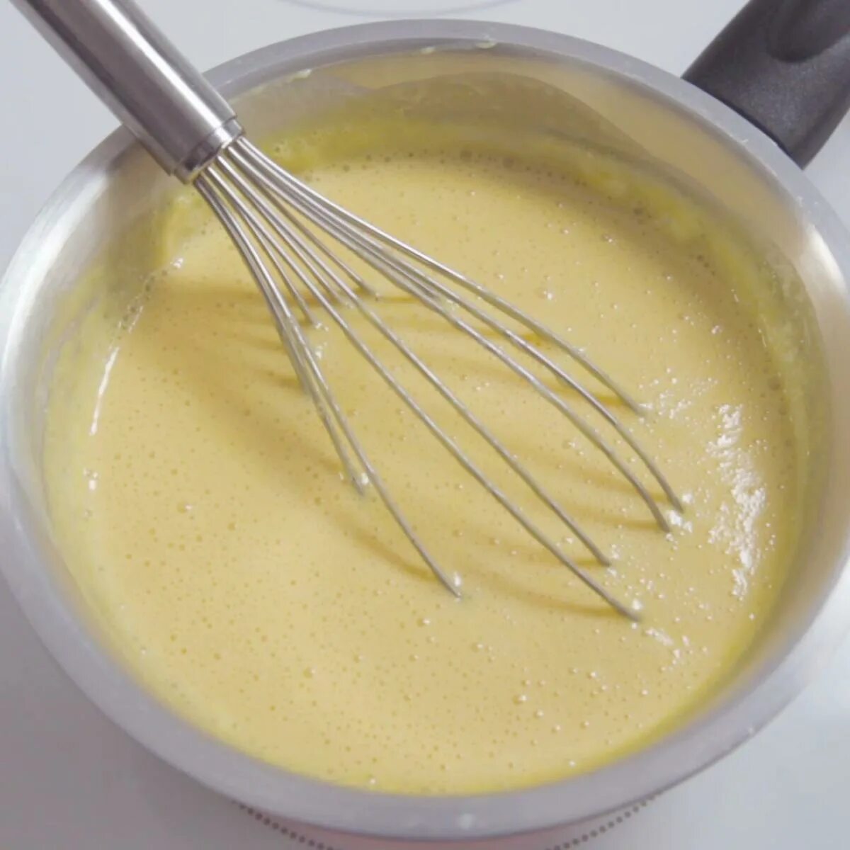 Заварной крем для классического бисквита. Торт с заварным кремом. Заварной крем для классического бисквита. Заварной крем патисьер. Бисквитный крем.