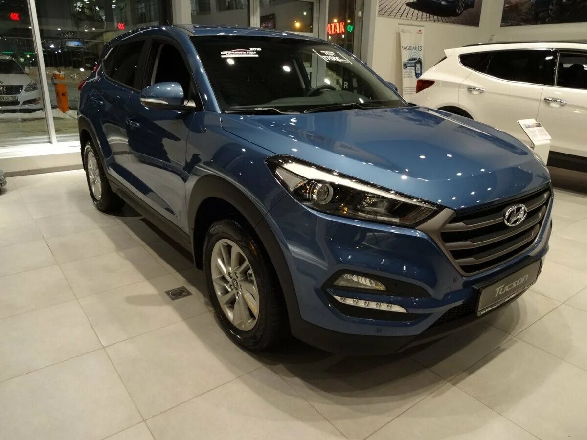 Tucson 3 поколение. Хендай Туксон синий 2017. Хендай Туксон синий 2018. Hyundai Tucson III. Hyundai Tucson 3 поколения.