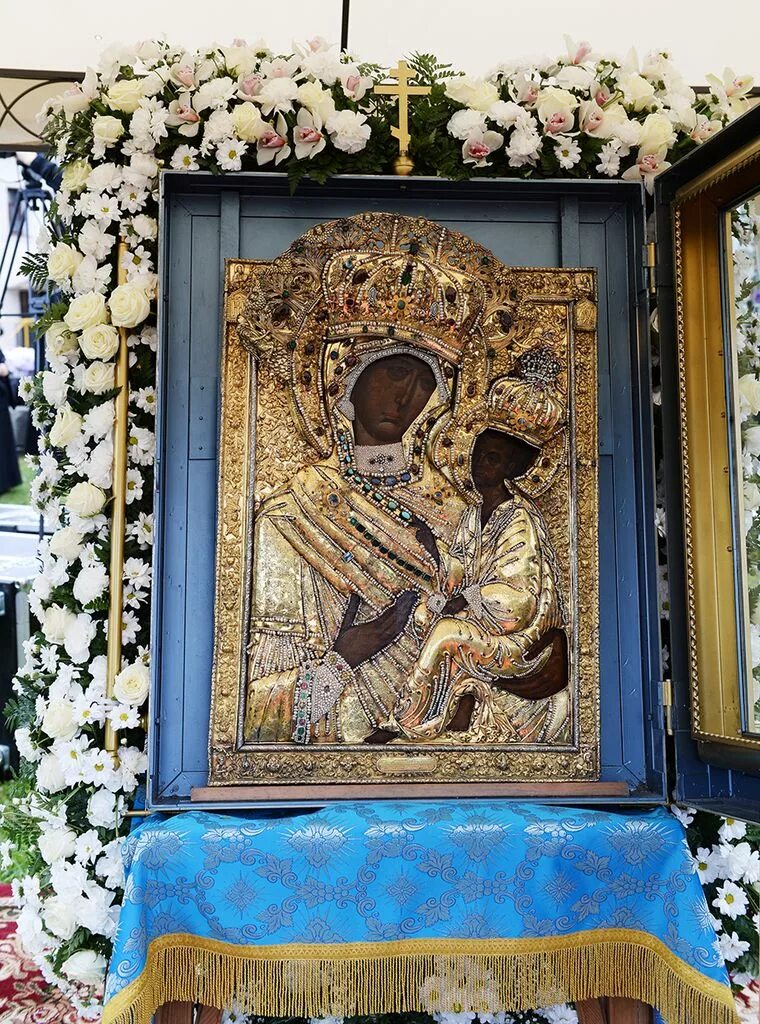 тихвинская чудотворная икона. тихвинская икона божией матери чудотворная. чудотворная икона тихвинской. икона богородицы «одигитрия» тихвинская. тихвинская икона богородицы.