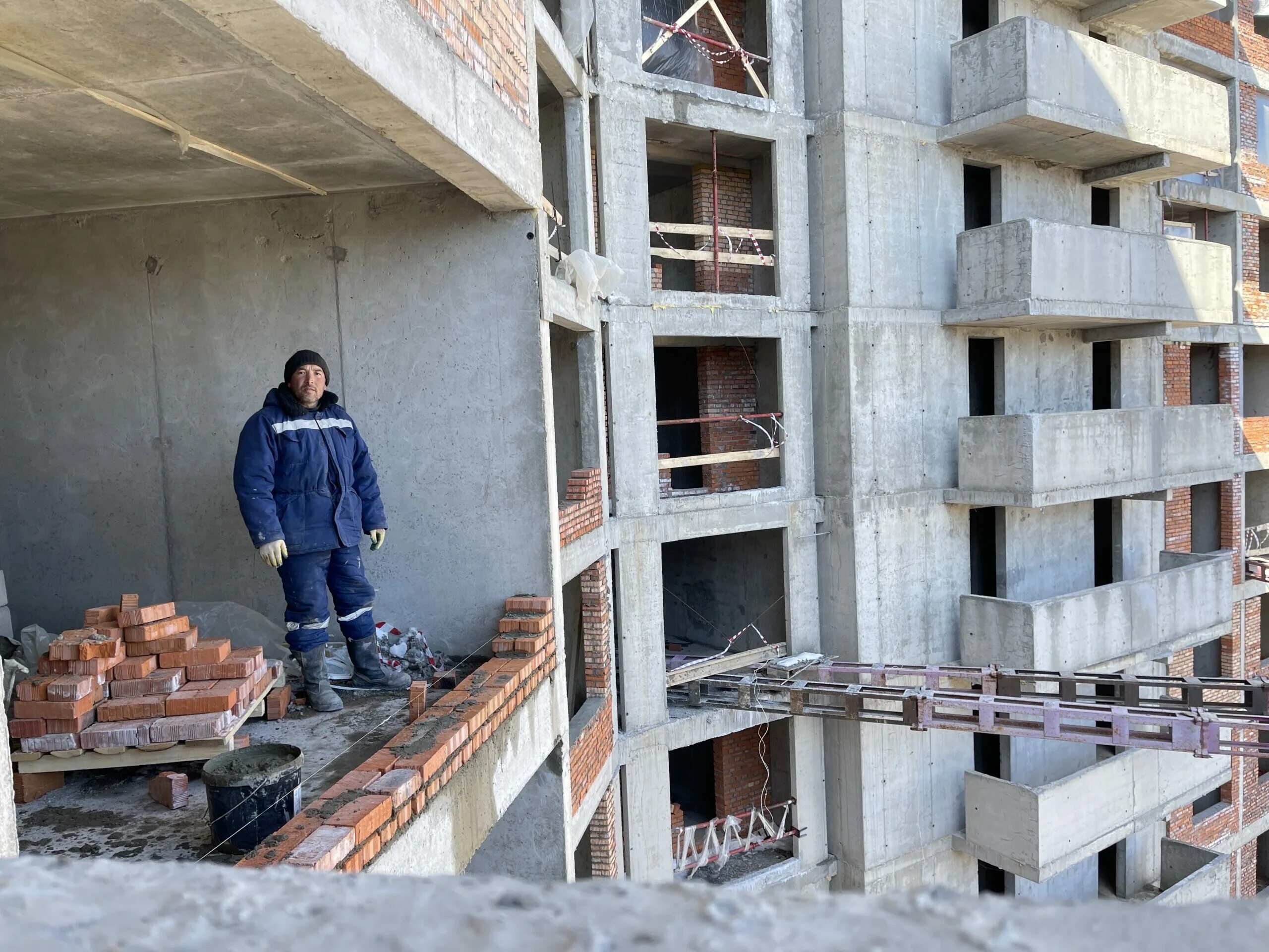 Работа в жилом фонде. ЖК Царицыно корпус 28/29. Бетонирование жилой дом. ЖК Царицыно корпус 25 май 2023 года. ЖК Царицыно 2 корпус 28-29.