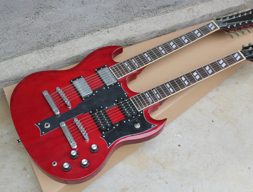 Дабл гитара. Gibson eds-1275. double neck гитара. gibson eds-1247 double neck полуакустика. gibson sg double neck джимми пейджа.