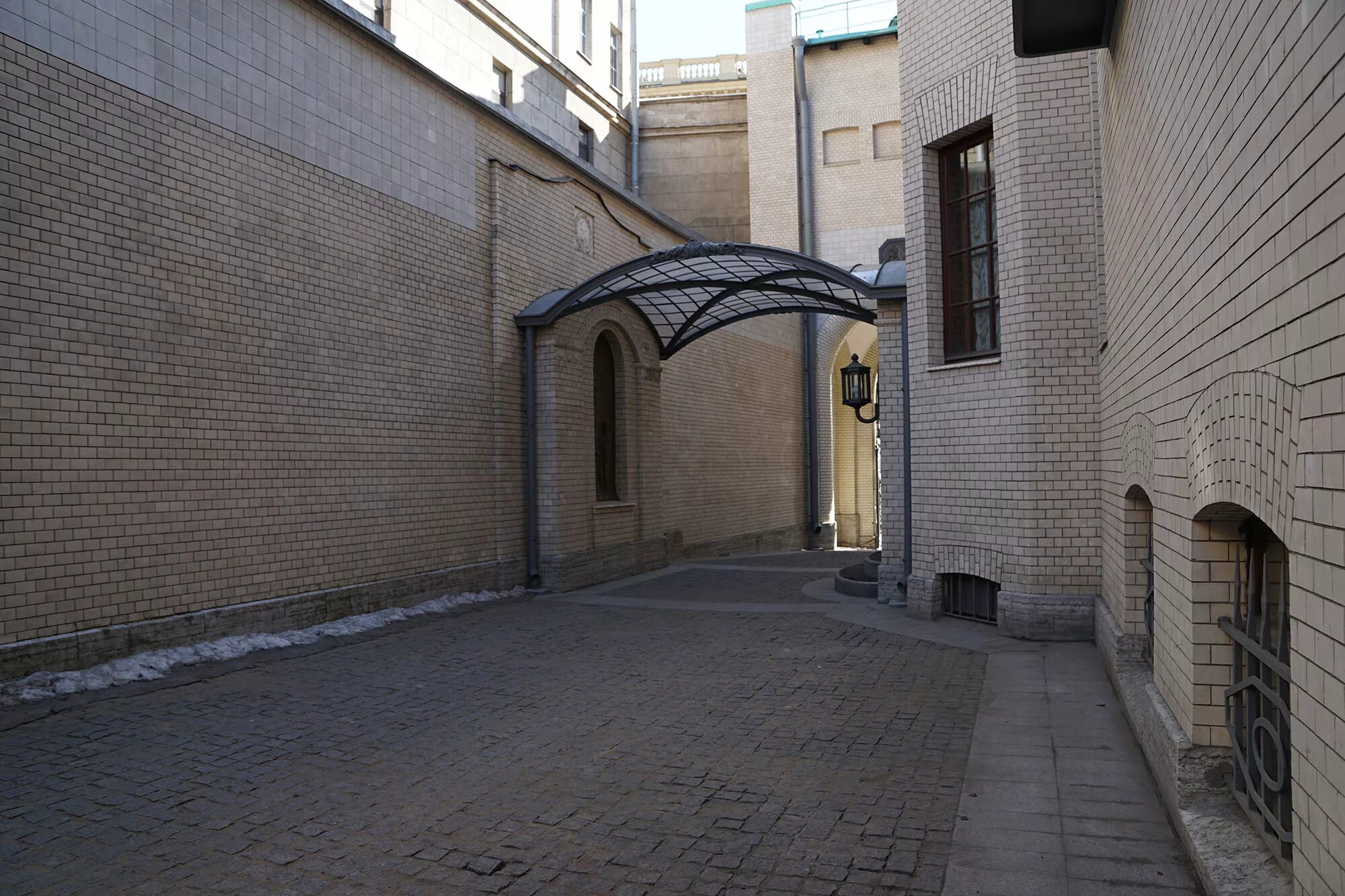 Куйбышева 2 4 санкт петербург. Куйбышева 2 4 санкт петербург. Ул куйбышева 2-4 санкт-петербург. Куйбышева 2-4. Куйбышева 2 4 санкт петербург.