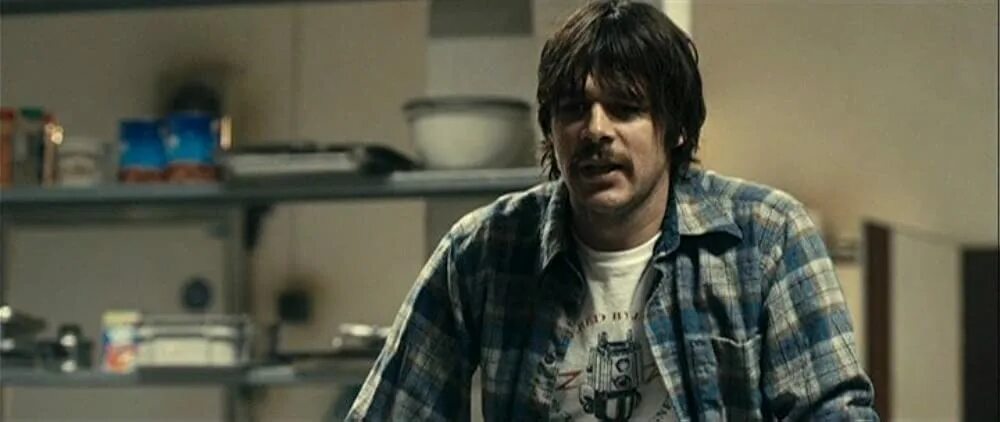 Инцидент 2011. Инцидент 2011. Фильм инцидент мексика. Инцидент 2011. Фильм ужасов инцидент 2011.