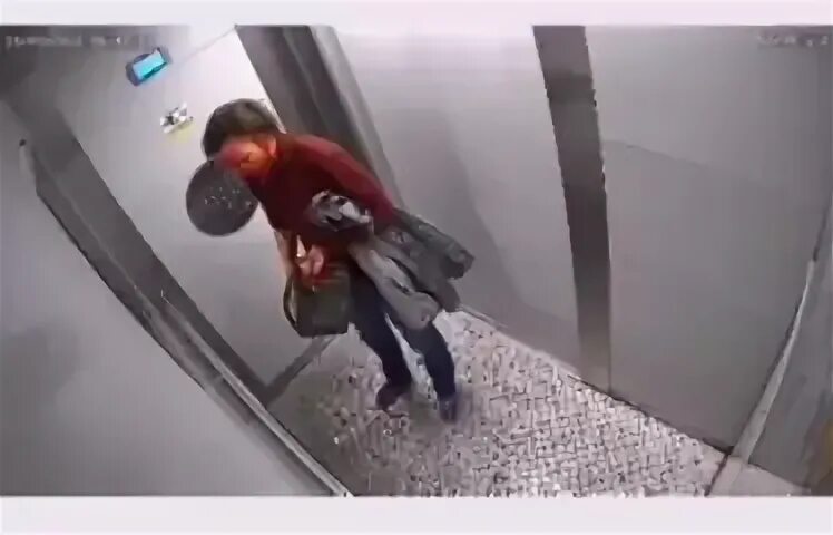 Камера в лифте видео