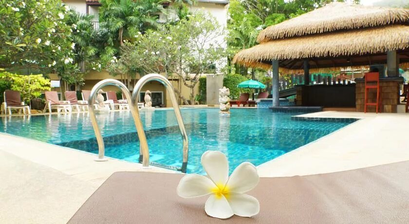 Karonburi resort 4. Baan Karon Resort 3*. Отель, Baan Karonburi Resort 3*. Baan Karonburi Resort 4 Пхукет. Baan Karon Resort 3 Таиланд Пхукет.
