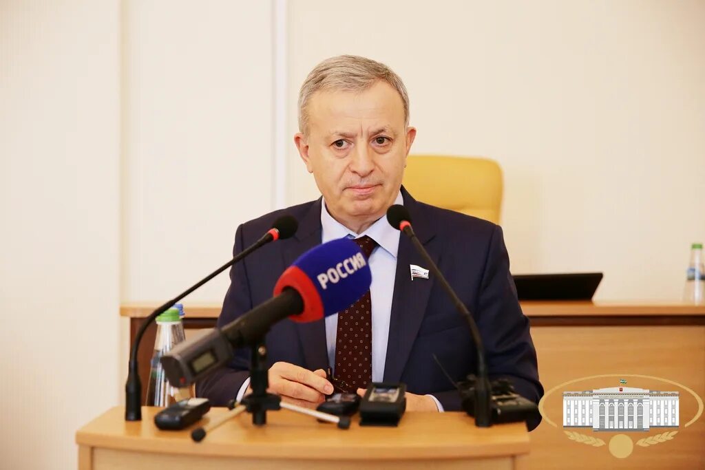 Мухарбий ульбашев. Ульбашев мухарбий магомедович. Мухарбий ульбашев. Сенатор ульбашев мухарбий магомедович. Сенатор ульбашев.