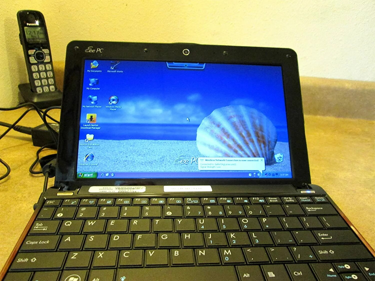 Eee pc 4g. Нетбук асус Eee PC. ASUS Eee PC 2g XP. ASUS Eee PC 1000. Нетбук ASUS ee PC.