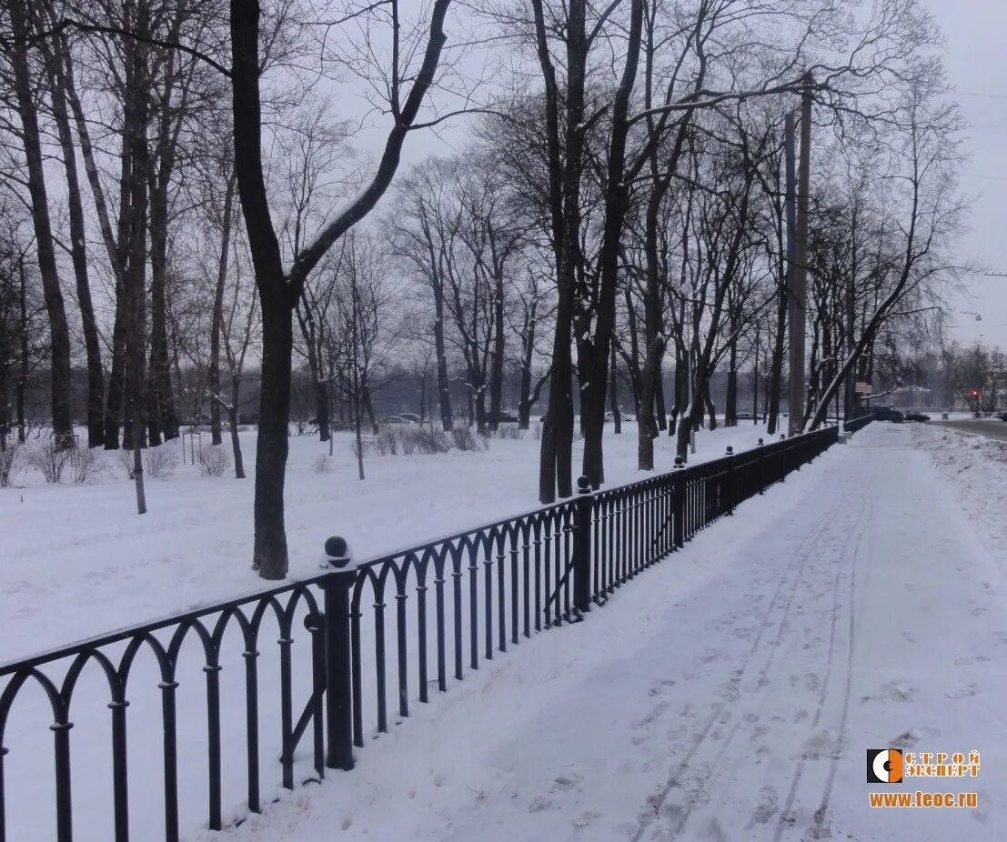 Вяземский сад. Вяземский сад в Санкт-Петербурге. Вяземский сад СПБ. Фото набережной на Юбилейном Вяземского района.