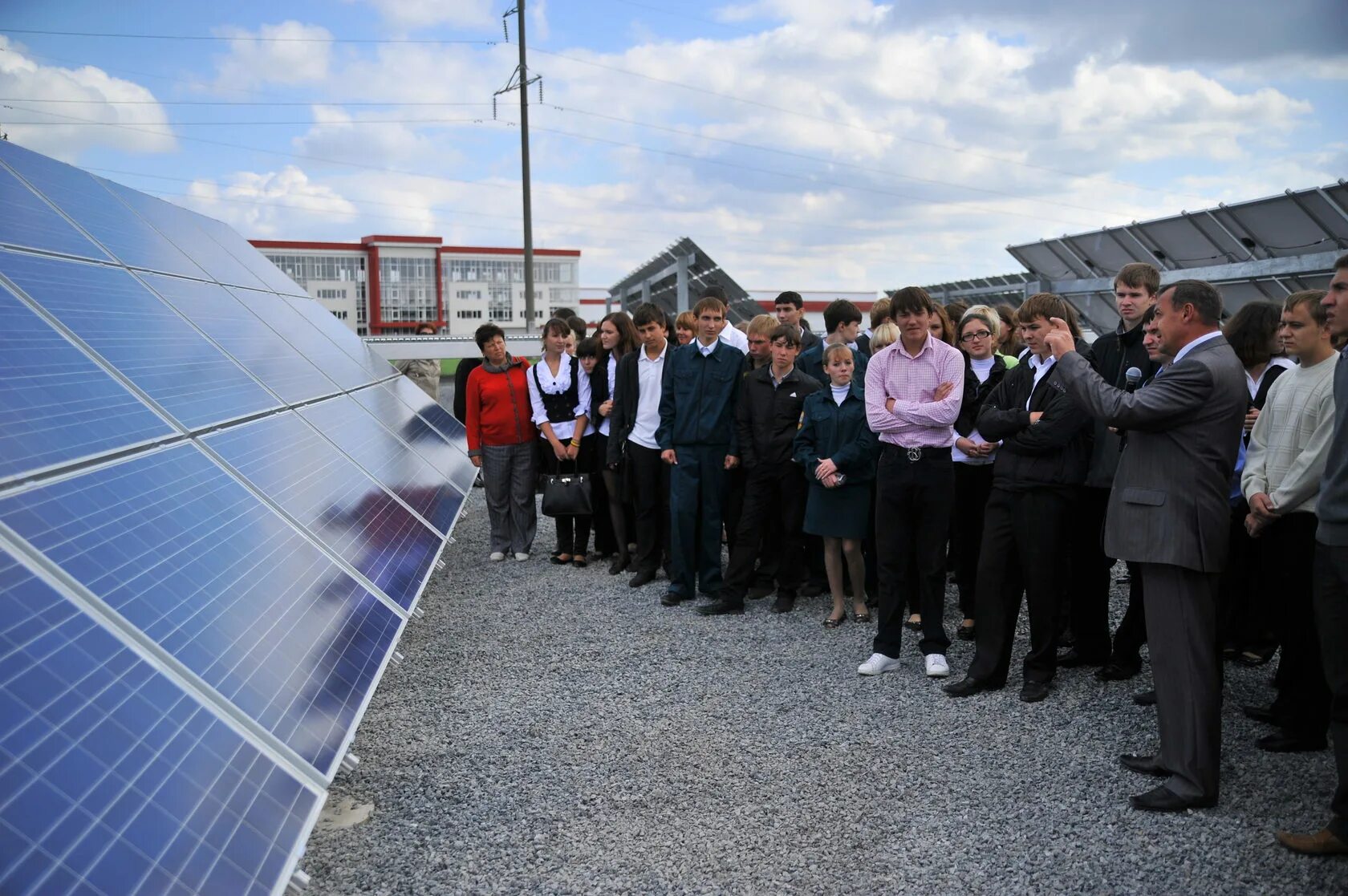 Альтернативные электростанции. Полигон альтернативных источников. Зеленая энергетика. Альтернативная энергетика. Энергетики зеленые.