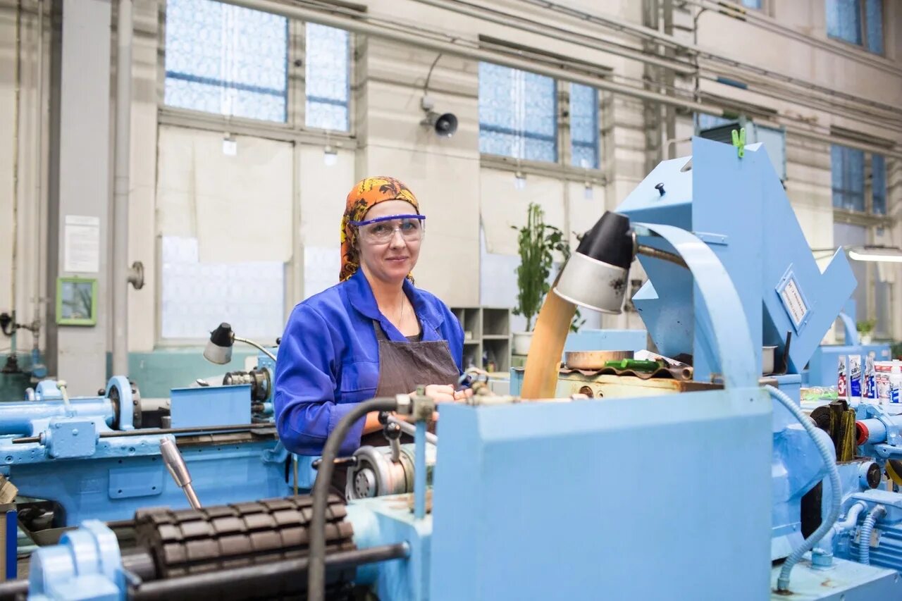 Судостроение северодвинск. Виды города северодвинска. Телефонный справочник северодвинска. Объединение арктика северодвинск. Ао спо арктика северодвинск.