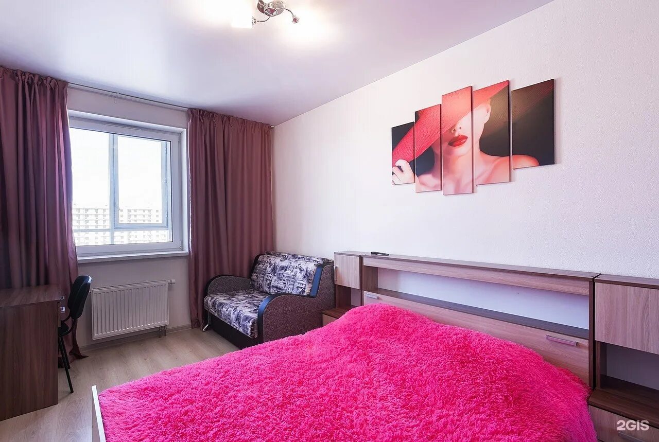 посуточные комнаты. дешевые комнаты. апартаменты парашютная 38. снять комнату в питере на длительный срок. найм комнаты в квартире.