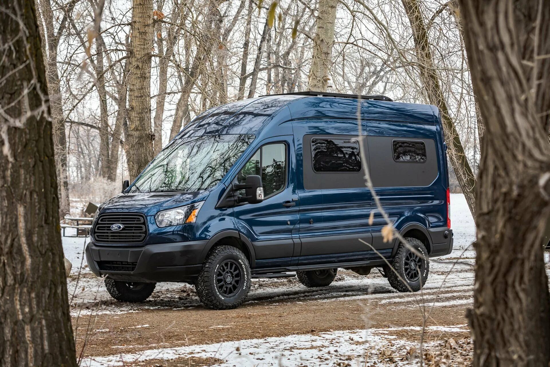 Форд транзит 4х4 купить. Ford Transit 2021. Ford Transit van 2021. Ford Transit van 4х4. Quigley 4x4 Ford Transit.