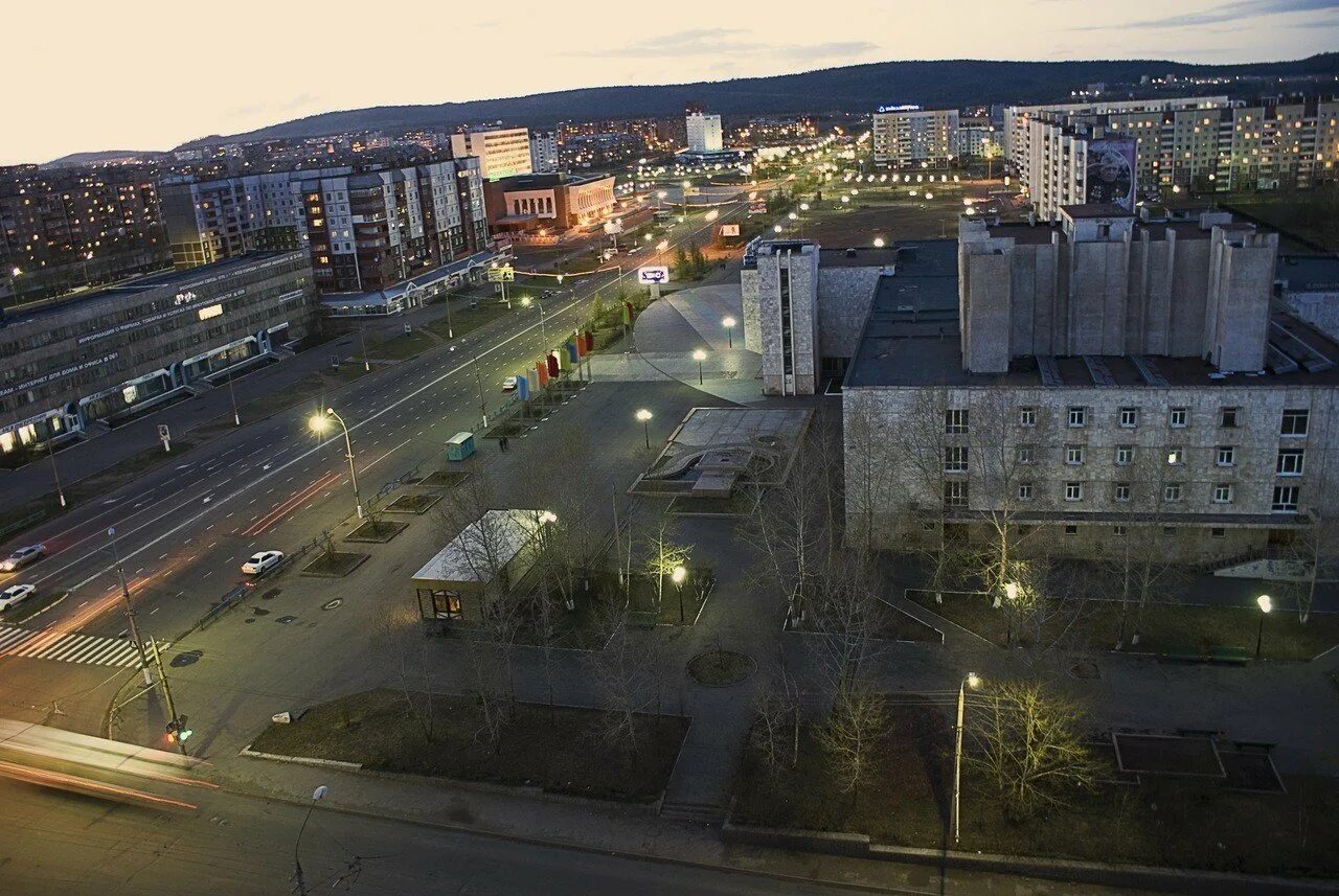 Братск город. Гор Братск Иркутской обл. Братск центр города. Иркутск город Братск.