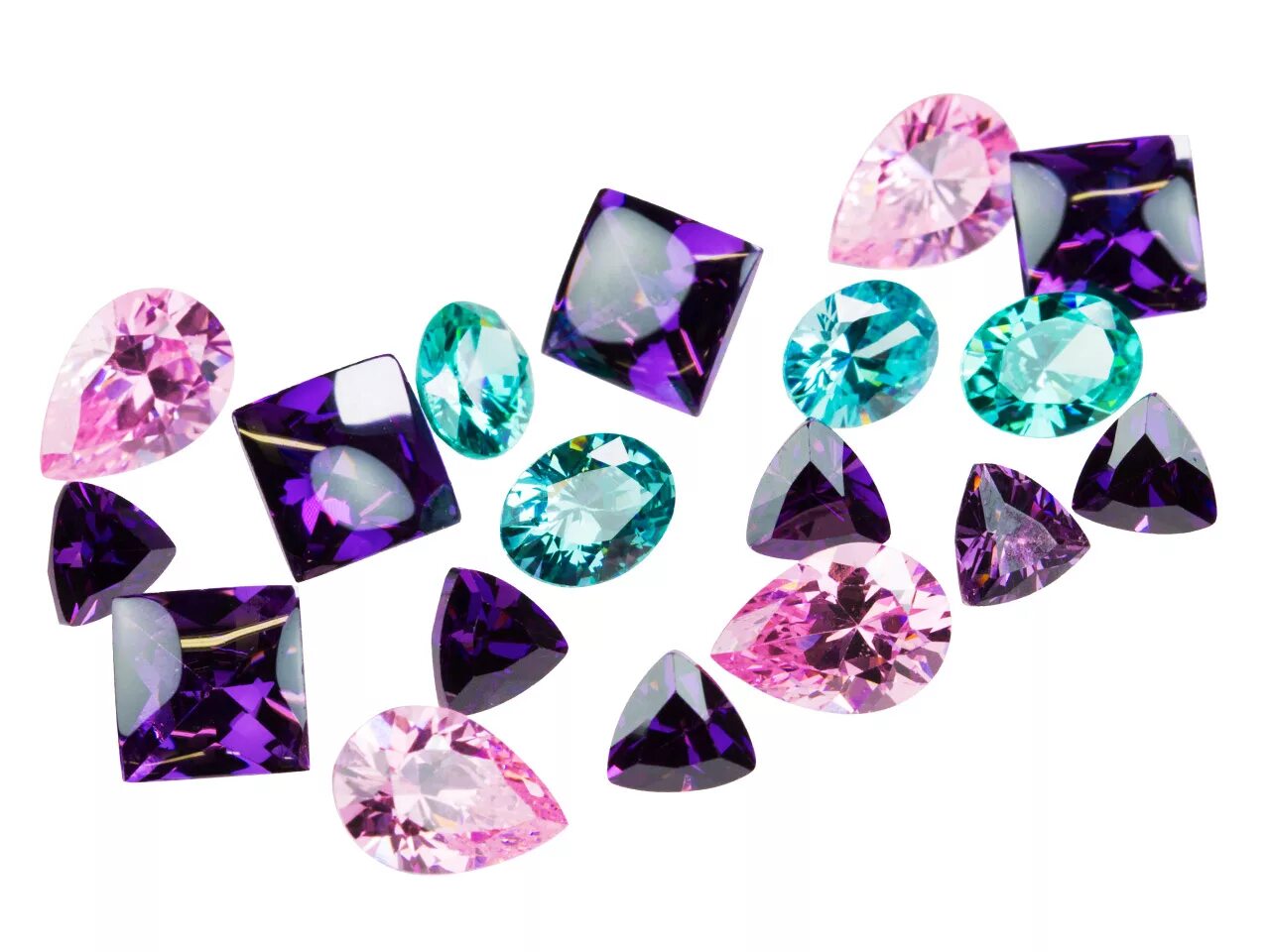 аметист фионит. аметист фионит. кристалл фионит. лавандовый фианит. фионит камень драгоценный или.