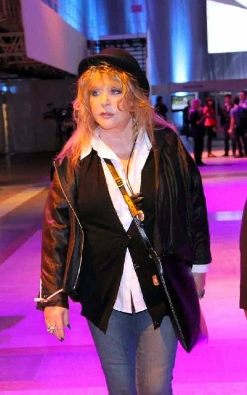 алла борисовна пугачёва. пугачева 2010. пугачева. пугачева на сцене 2021. пугачева на сцене в молодости.