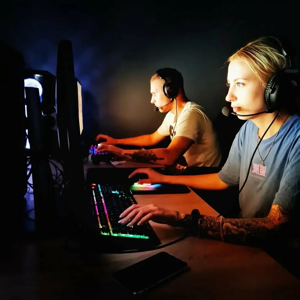 Console club. Console club. игровой клуб ps4 нагибина. консоль клуб картинки. Console club.