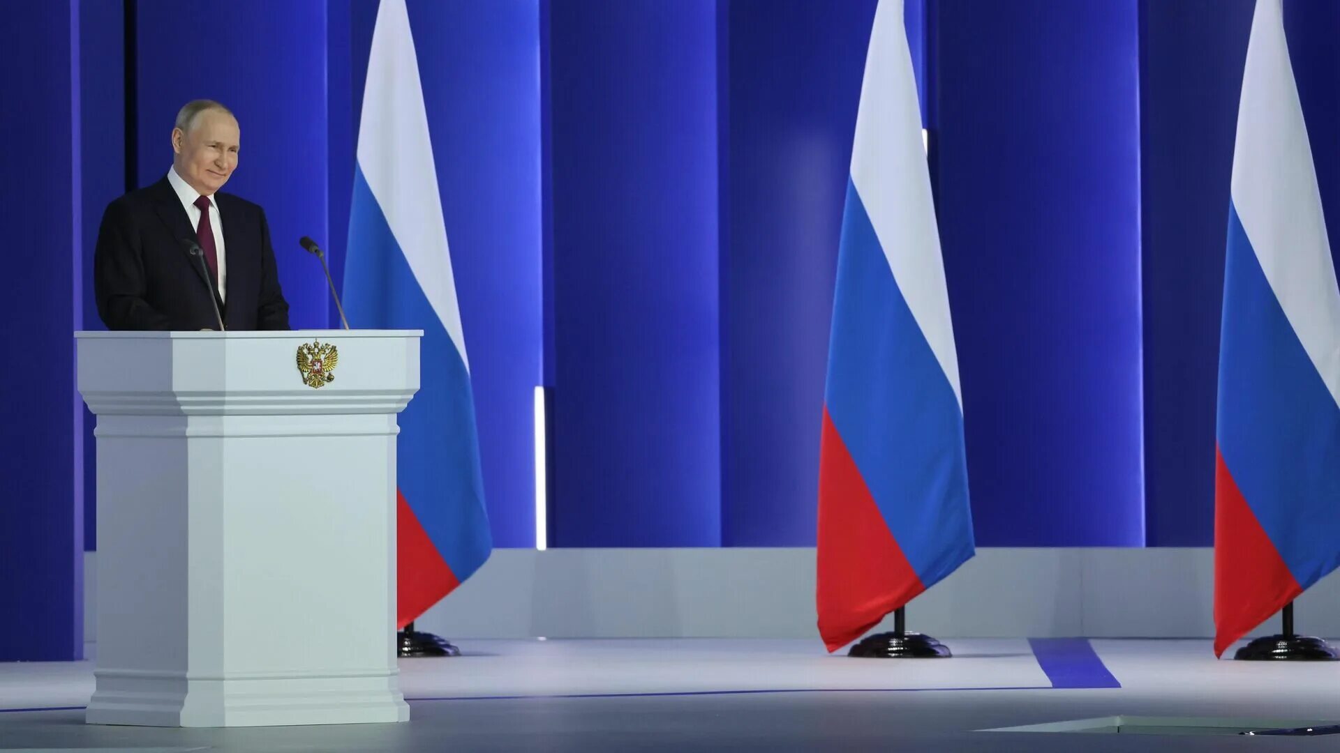 В ходе послания федеральному собранию. Послание президента рф федеральному собранию 2025. послание президента федеральному собранию 21 февраля 2025. обращение путина к федеральному собранию в 2025.