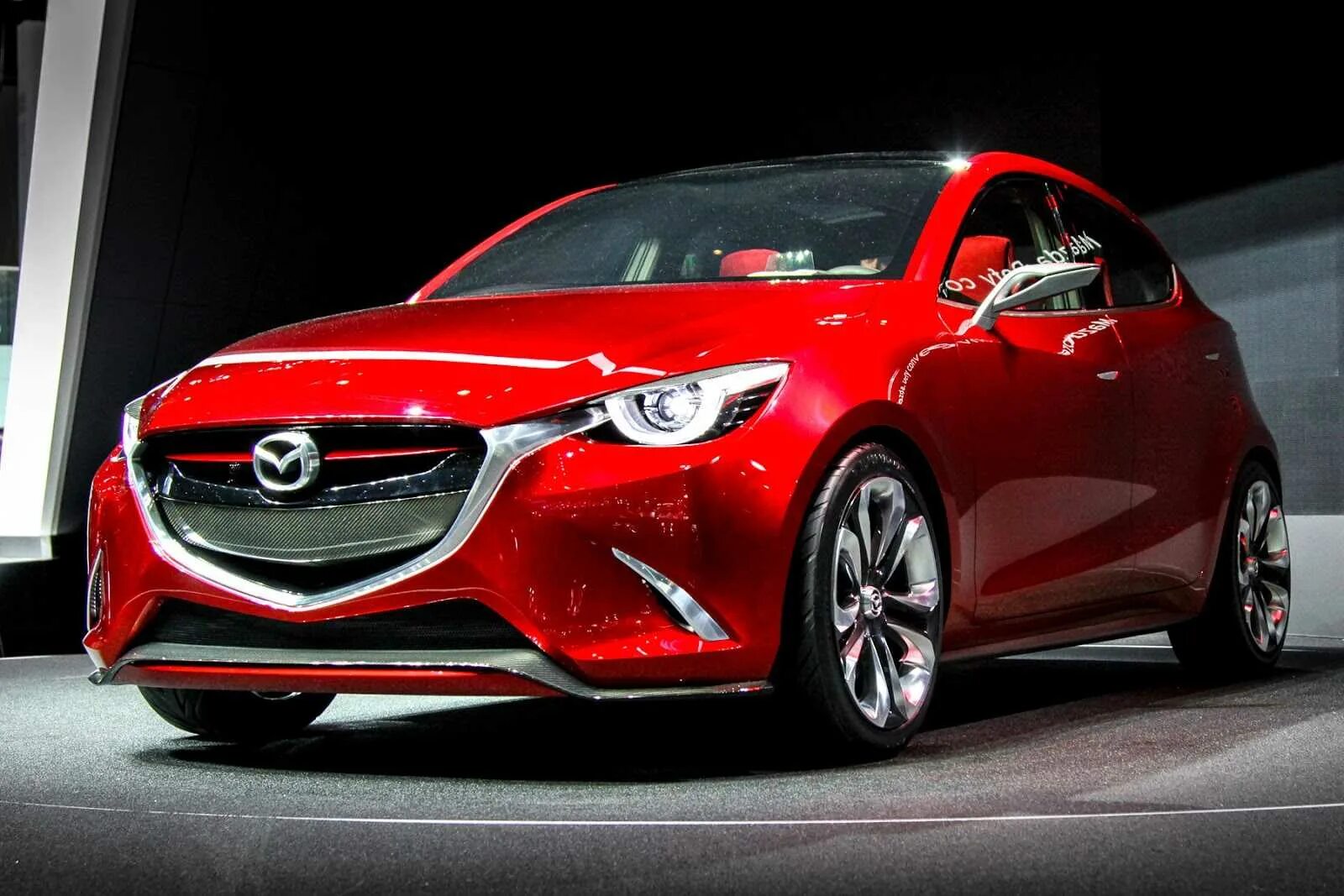 Mazda машина Mazda. Мазда цч4. Машина Мазда последней модели. Мазда 2 2023.