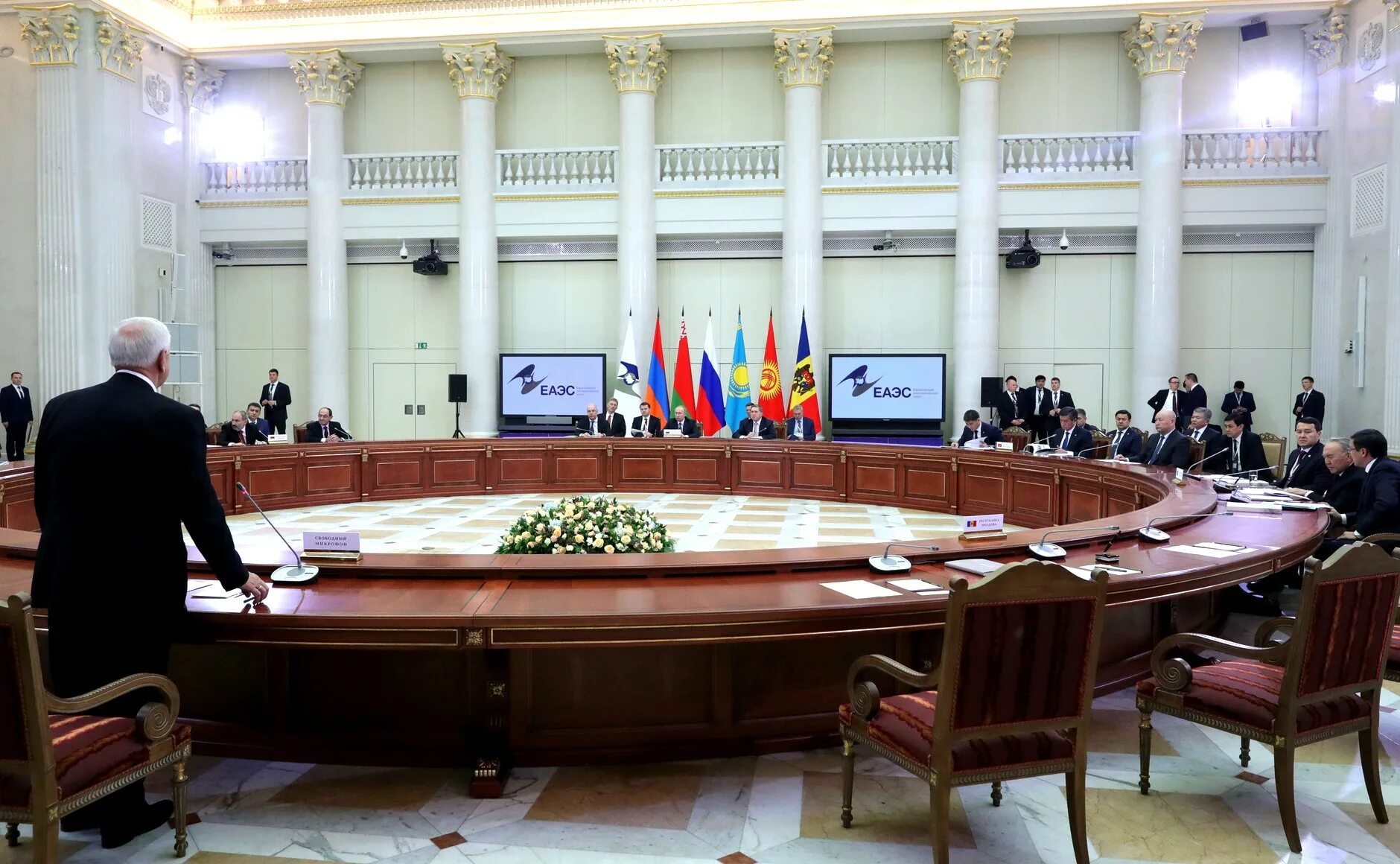 Высшего еаэс. Высшего еаэс. Заседание высшего евразийского экономического совета 2022. Союз россия белоруссия казахстан армения киргизия. Таможенный союз еэк.