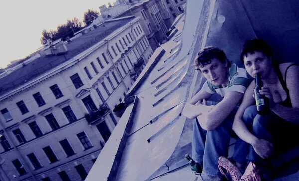 песня знаешь питер. банковский мост в санкт-петербурге. звезды из санкт-петербурга которые там живут. я питер знаю я там была. ты знаешь питер имеет душу стихи.