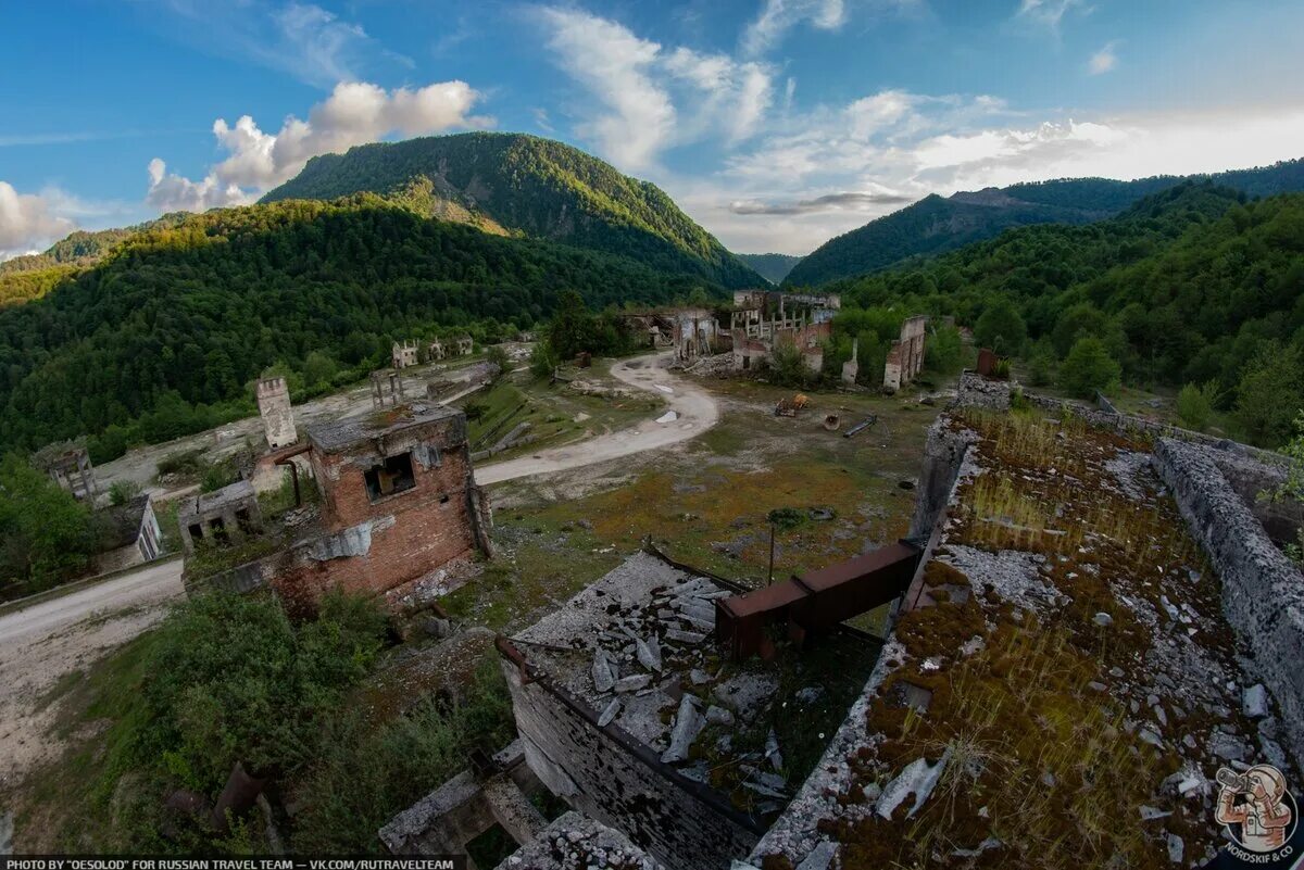 Астрахань центр города разруха. Горная разруха 5 букв сканворд. Сухум абхазия разруха. Архангельск центр города разруха. Астрахань нищета.