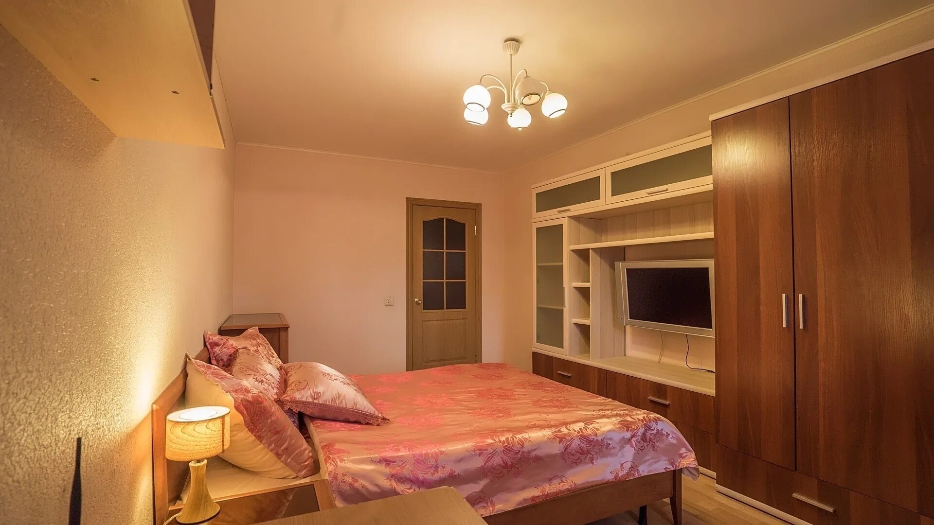 Снять однокомнатную ревда. Снять однокомнатную ревда. Российская 50 ревда. Сдам квартиру ревда. Прописаться в квартире к либкнехта 37.