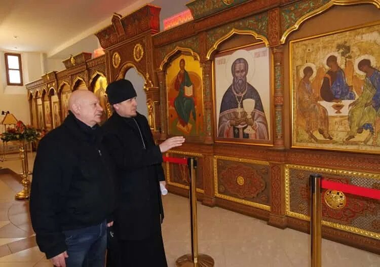 Храм матроны работа. Ул софьи ковалевской храм матроны. храм матроны московской на ул софьи. храм матроны московской в дмитровском. храм матроны в коньково.