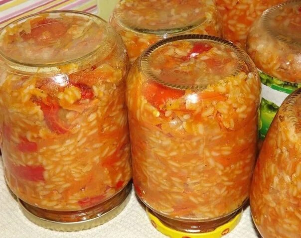 Как сделать салат на зиму с рисом. Лечо с рисом на зиму. салат лечо с рисом. салат лечо с рисом на зиму. перец с рисом на зиму.