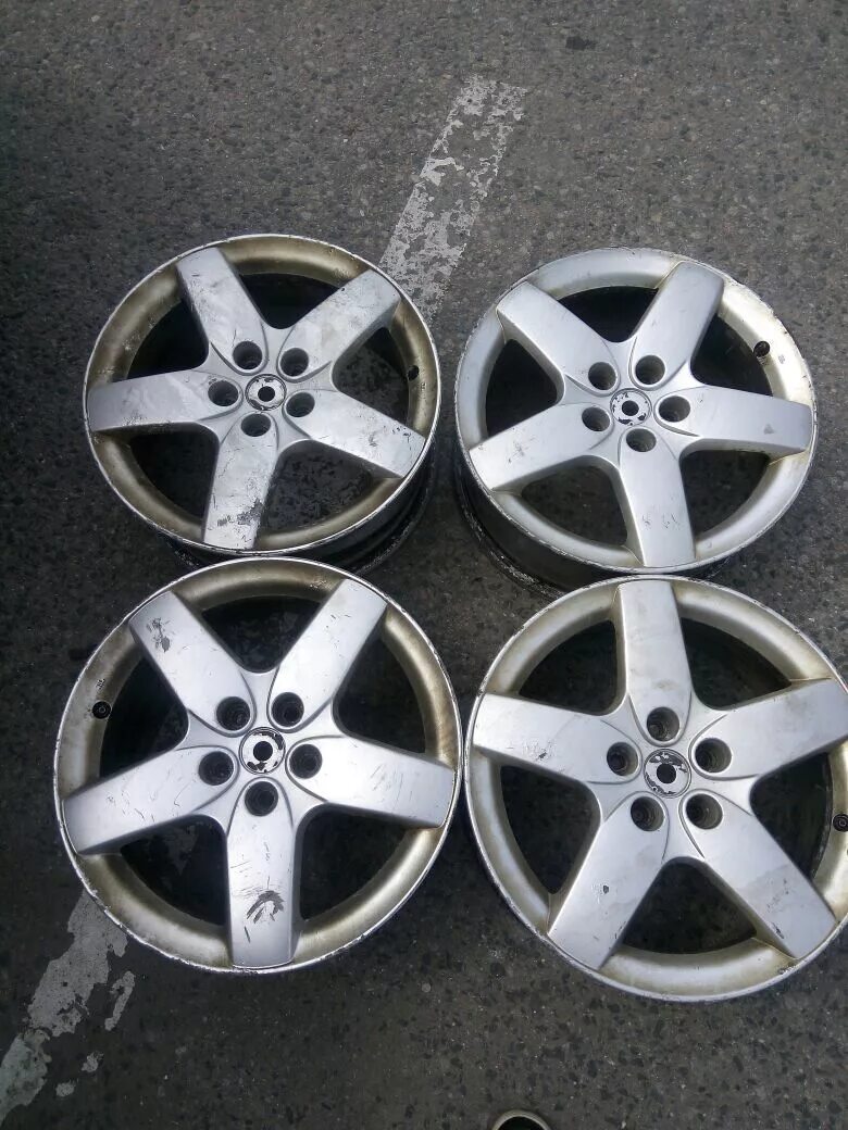 Peugeot r16 5x108. Диски пежо hockenheim. R17 peugeot phoenix. Диски ситроен 4х108 r17. Диски 17 пежо.