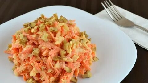 Как приготовить салат из моркови с чесноком