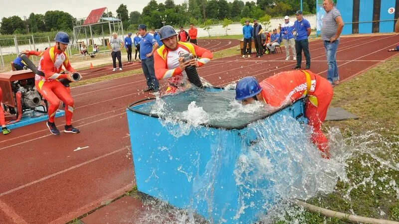 Спасательный спорт мчс. Пожарно спасательный спорт Ставрополь. Пожарно прикладной спорт. Башня пожарно-спасательный спорт МЧС. Пожарно прикладной спорт Москва.