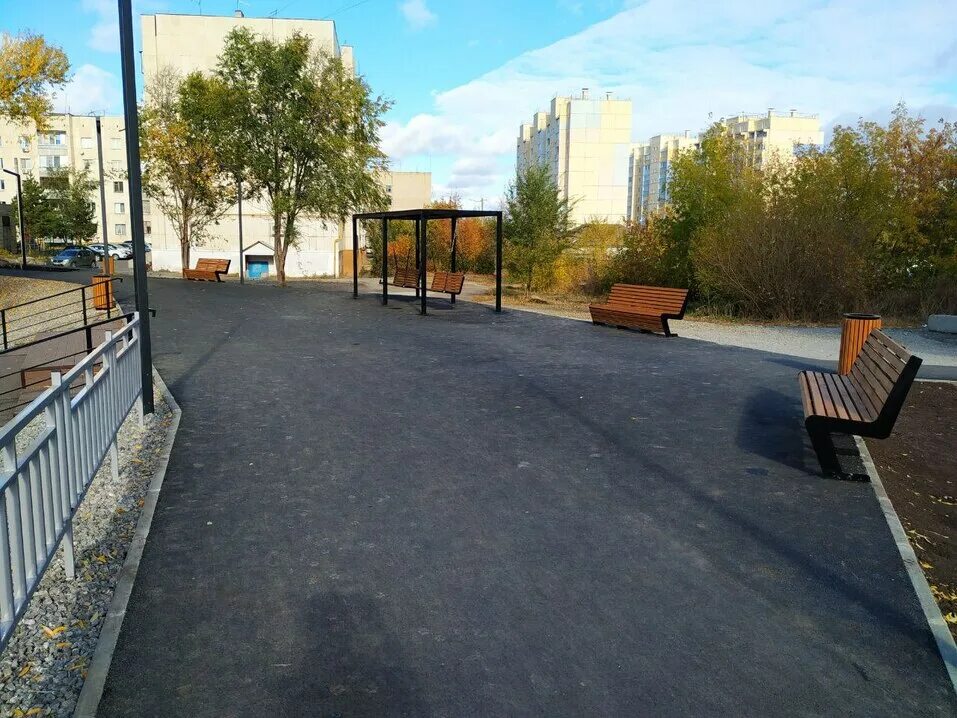 Поселок новосинеглазово. Пруд в новосинеглазово. Новосинеглазово красный городок. Поселок новосинеглазово. Поселок новосинеглазово.