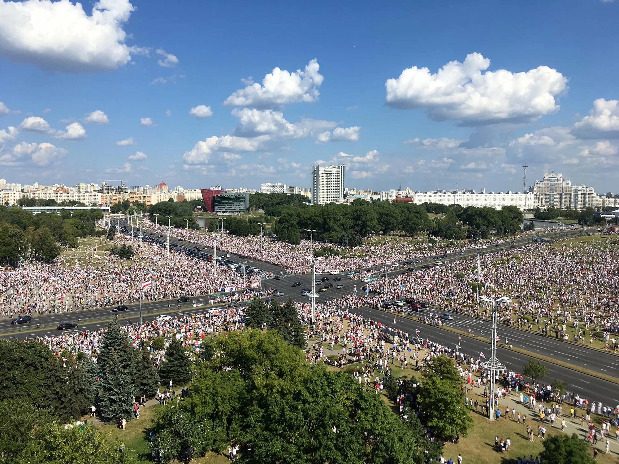 Почему сегодня в минске. Митинг в Минске 16 августа 2020. 16.08.2020 Минск.