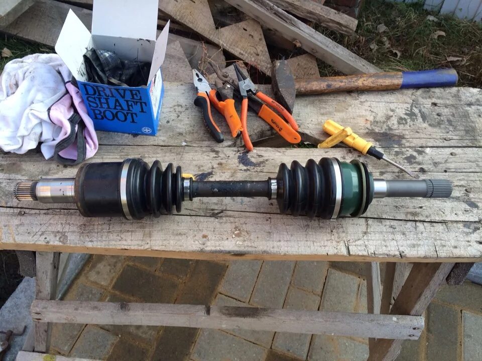 Шрус наружный сузуки sx4. Замена шруса сузуки. Пыльник шруса внутренний сузуки гранд витара 2003. Пыльник привода сузуки эскудо td01w. Пыльник переднего шруса на сузуки sx4.