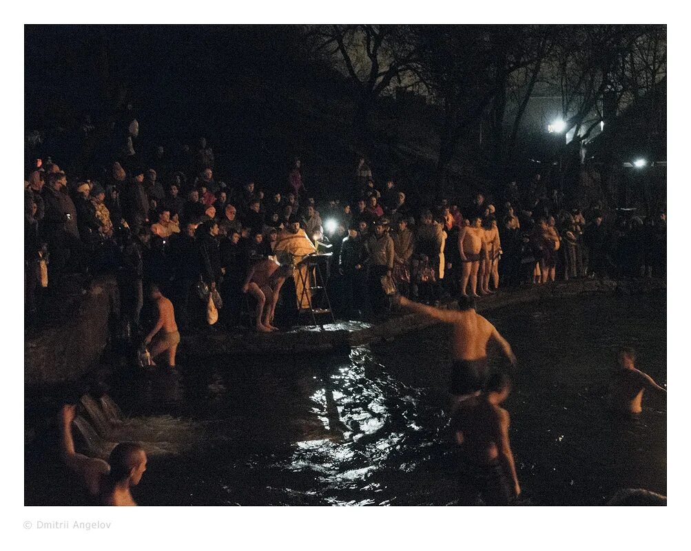 фотограф на крещение. крестины ростов. прорубь ростов на дону. источник гремучий ростов-на-дону. ростовское море крещение ростов-на-дону.