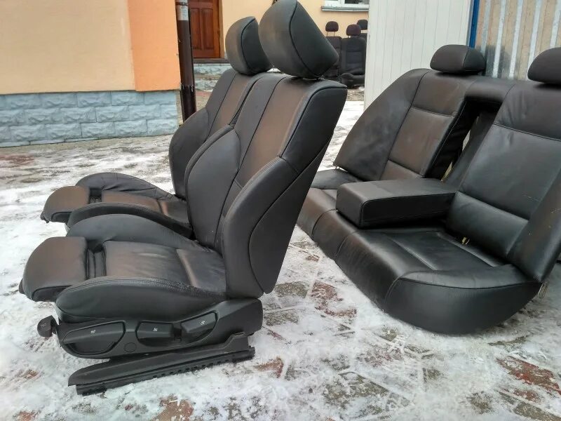Е46 sport size сиденья. Передние сиденья бмв е46. Сиденья бмв е46 компакт. Сиденья е46. Сиденья е46.