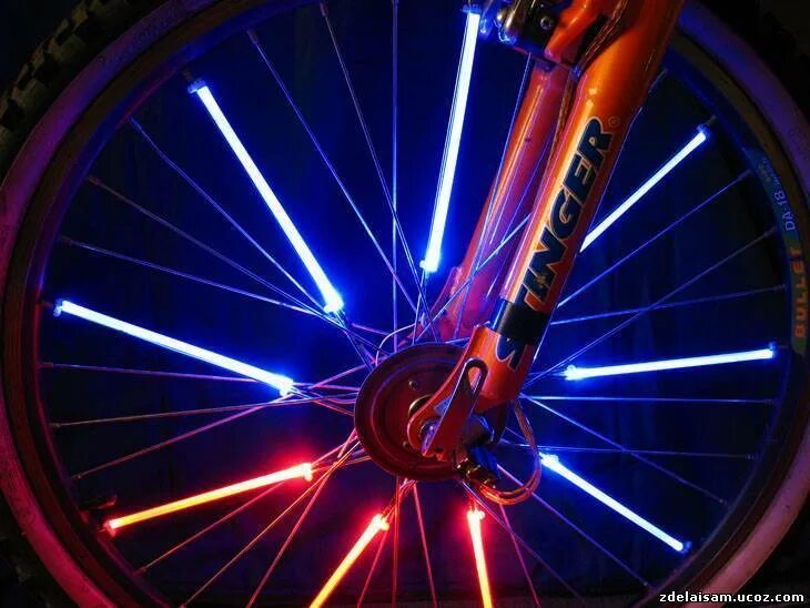 Подсветка для велосипеда. Подсветка колес велосипеда. Светящиеся велосипеды. Подсветка для велосипедного колеса. Светящиеся велосипед