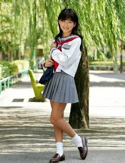 Schoolgirl first time