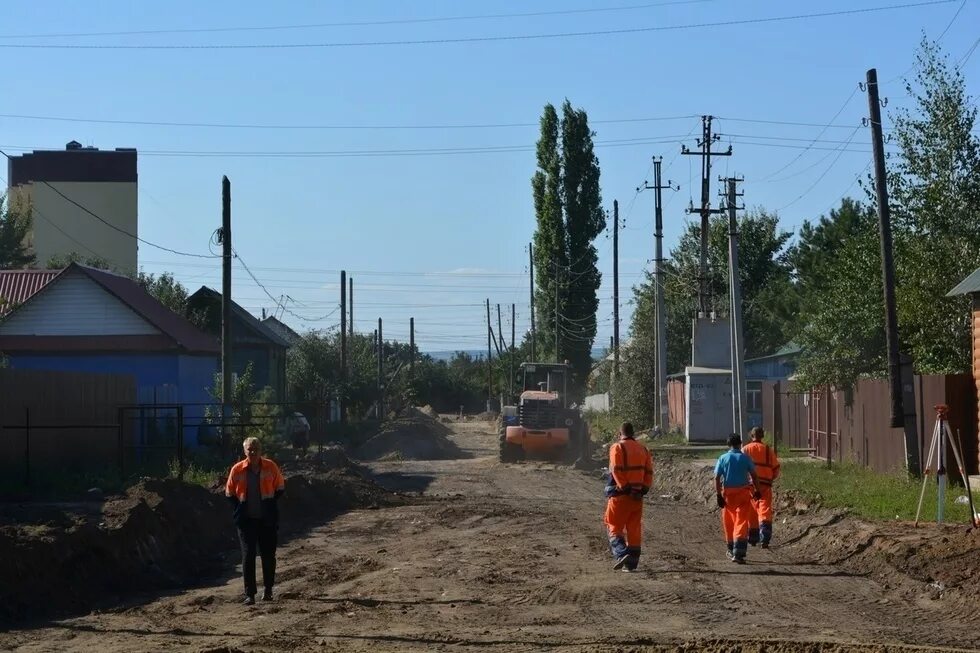 Нет воды энгельс. Автогрейд Энгельс. Автогрейд Саратов. Асфальтный завод Автогрейд.