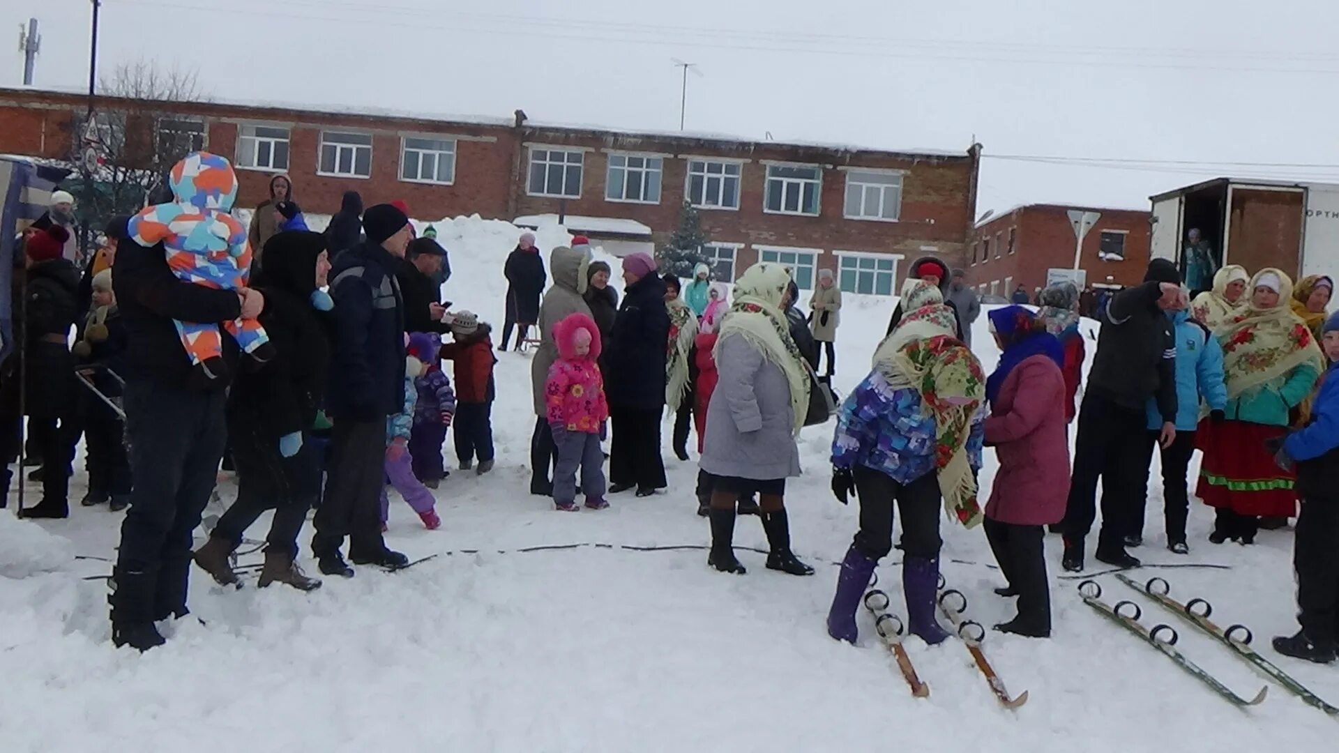 Центральный стадион балезино. Климат удмуртии. Погода в ижевске. Погода новый удмуртия на 10 дней. 22.
