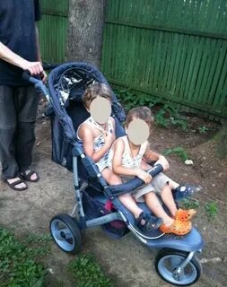 Коляска дети катают