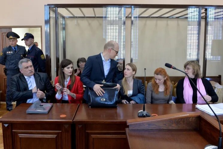 Работа суды г минск. Белорусский сулья в суду. Суд фото. Белорусский зал судебных заседаний. Работа суды г минск.