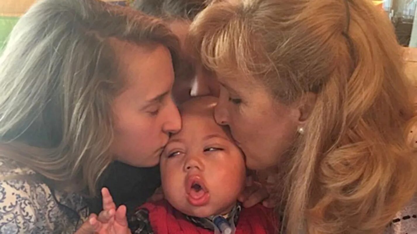 надя сулейман и ее 8 близнецов. натали сульман. октомама. мама 8х детей. натали сульман.