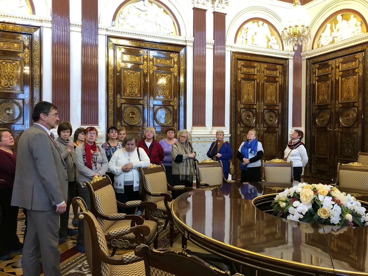 Ротонда мариинского дворца санкт-петербург. Мариинский дворец в петербурге экскурсия. Мариинский дворец помпейский зал. Мариинский дворец в петербурге экскурсия. Мариинский дворец экскурсии.